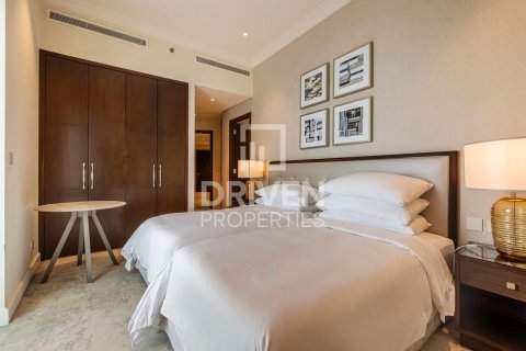 Apartamento en The Address Residence Fountain Views, Downtown Dubai (Downtown Burj Dubai), Dubai, 3 dormitorios, 214.05 m², № 136707 - foto 9