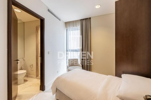Apartamento en The Address Residence Fountain Views, Downtown Dubai (Downtown Burj Dubai), Dubai, 3 dormitorios, 214.05 m², № 136707 - foto 13