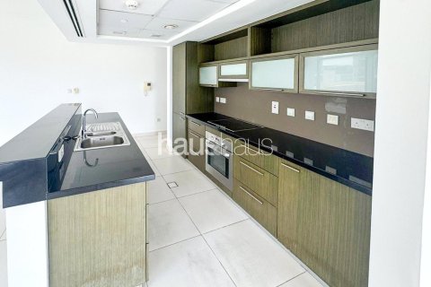Снять в аренду квартиру в The Lofts, Даунтаун Дубай (Даунтаун Бурдж Дубай), Дубай: 1 спальня, 82м², № 44934 - фото 3