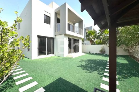 Villa en Dubai Hills Estate, Dubai, 3 dormitorios, 115 m², № 57852 - foto 1