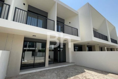 Townhouse in Town Square, Dubai 3 bedrooms, 174 sq.m. № 57850 - photo 1