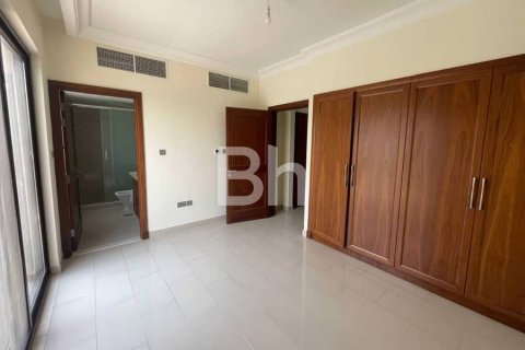 Villa in Arabian Ranches, Dubai 6 bedrooms, 372 sq.m. № 57851 - photo 16