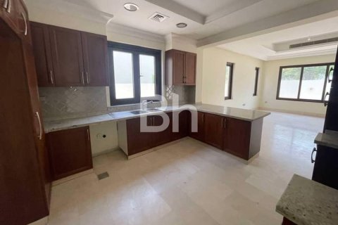 Villa in Arabian Ranches, Dubai 6 bedrooms, 372 sq.m. № 57851 - photo 7