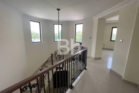 Villa in Arabian Ranches, Dubai 6 bedrooms, 372 sq.m. № 57851 - photo 13