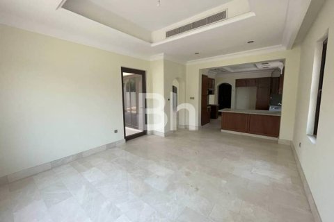 Villa in Arabian Ranches, Dubai 6 bedrooms, 372 sq.m. № 57851 - photo 6