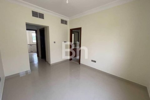 Villa in Arabian Ranches, Dubai 6 bedrooms, 372 sq.m. № 57851 - photo 12