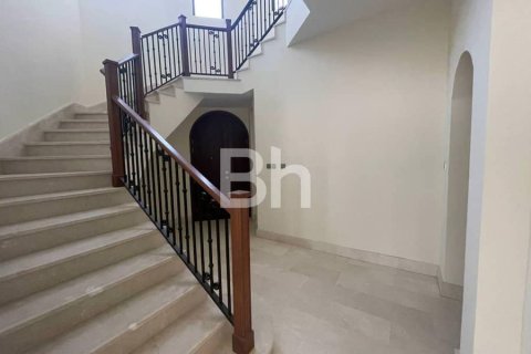 Villa in Arabian Ranches, Dubai 6 bedrooms, 372 sq.m. № 57851 - photo 9