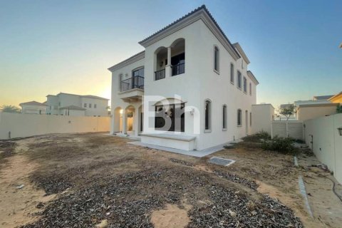 Villa in Arabian Ranches, Dubai 6 bedrooms, 372 sq.m. № 57851 - photo 10