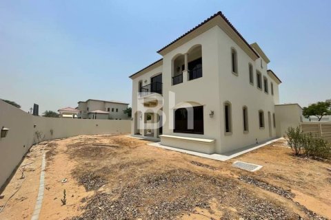 Villa in Arabian Ranches, Dubai 6 bedrooms, 372 sq.m. № 57851 - photo 4