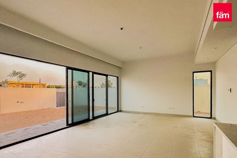 Villa in Dubai 4 bedrooms, 456.4 sq.m. № 141458 - photo 2