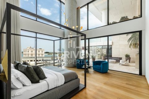 Купить пентхаус в One at Palm Jumeirah, Пальма Джумейра, Дубай: 4 спальни, 743м², № 19410 - фото 1