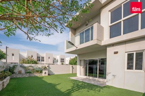 Maison de ville à Dubai, 3 chambres, 276.9 m², № 49263 - photo 1