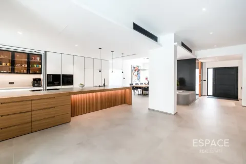Villa in Green Community West, Green Community, Dubai 6 bedrooms, 557 sq.m. № 122791 - photo 3