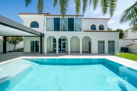 Villa in Green Community West, Green Community, Dubai 6 bedrooms, 557 sq.m. № 122791