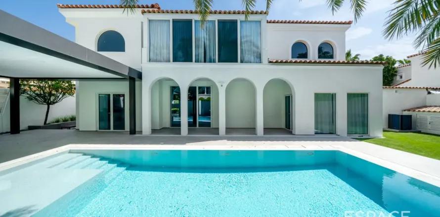 Villa in Green Community West, Green Community, Dubai 6 bedrooms, 557 sq.m. № 122791