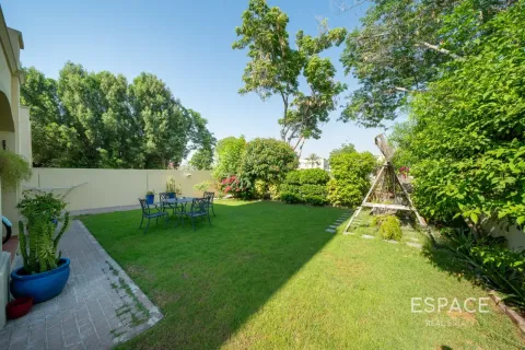 فيلا في The Springs, دبي 3 غرف نوم, 251 م² رقم 122790 - صورة 5