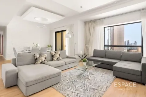 Apartment in Jumeirah Beach Residence, Dubai 2 bedrooms, 132 sq.m. № 122788 - photo 2
