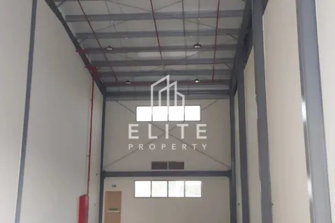 Warehouse in Dubai Investment Park, Dubai 4873 sq.m. № 38924 - photo 5