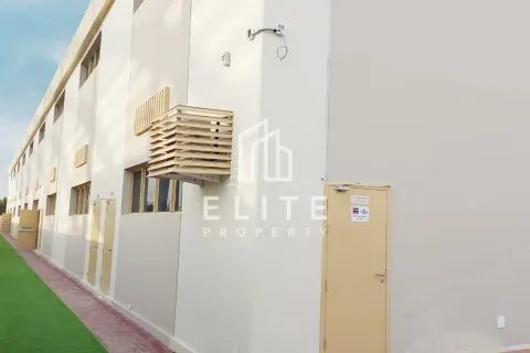 Warehouse in Dubai Investment Park, Dubai 4873 sq.m. № 38924 - photo 8