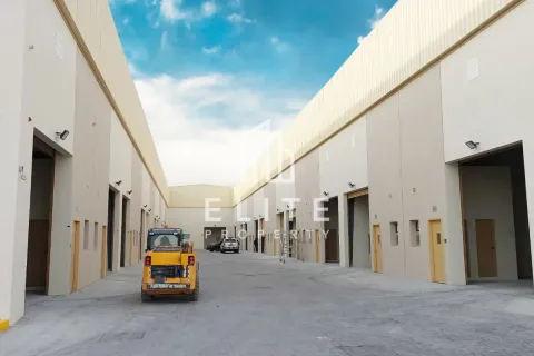 Entrepôt à Dubai Investment Park, Dubai, 4873 m², № 38924