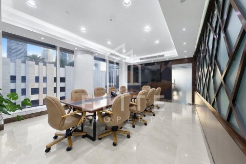 Купить офис в Дубае: 301м², № 38923 - фото 17