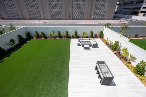 Villa in Al Furjan, Dubai 4 bedrooms, 52 sq.m. № 118411 - photo 8