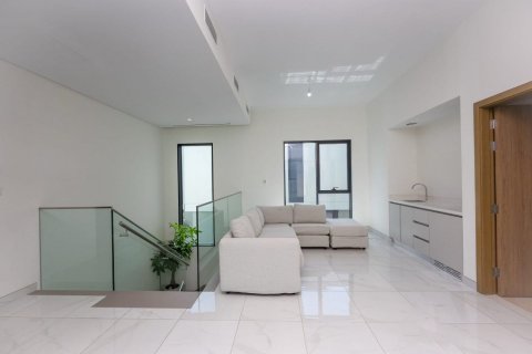 Villa in Al Furjan, Dubai 4 bedrooms, 52 sq.m. № 118411 - photo 20
