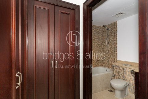 Apartment in Old Town, Dubai 1 bedroom, 87 sq.m. № 118414 - photo 4