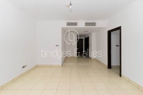 Apartment in Old Town, Dubai 1 bedroom, 87 sq.m. № 118414 - photo 12