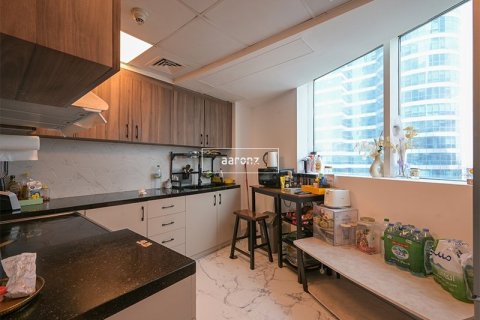 Apartamento en Jumeirah Lake Towers, Dubai, 2 dormitorios, 160 m², № 55332 - foto 10