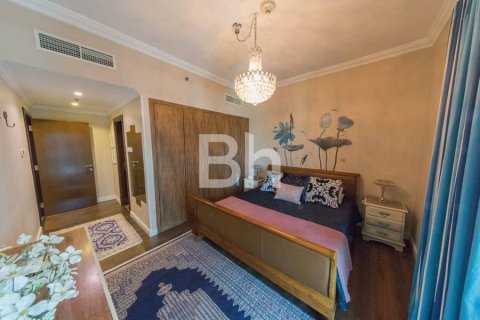 Купить квартиру в Dubai Sports City, Дубай: 4 спальни, 456м², № 21982 - фото 26