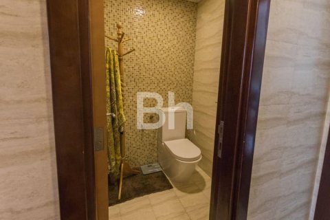 Купить квартиру в Dubai Sports City, Дубай: 4 спальни, 456м², № 21982 - фото 19