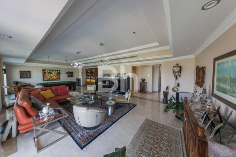 Купить квартиру в Dubai Sports City, Дубай: 4 спальни, 456м², № 21982 - фото 6