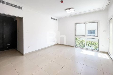 Villa en Dubai Science Park, Dubai, 4 dormitorios, 401 m², № 21983 - foto 13