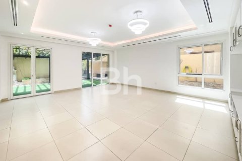 Villa en Dubai Science Park, Dubai, 4 dormitorios, 401 m², № 21983 - foto 20