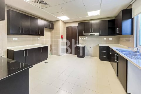 Villa en Dubai Science Park, Dubai, 4 dormitorios, 401 m², № 21983 - foto 18