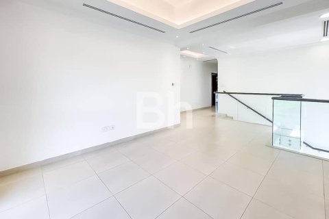 Villa en Dubai Science Park, Dubai, 4 dormitorios, 401 m², № 21983 - foto 14