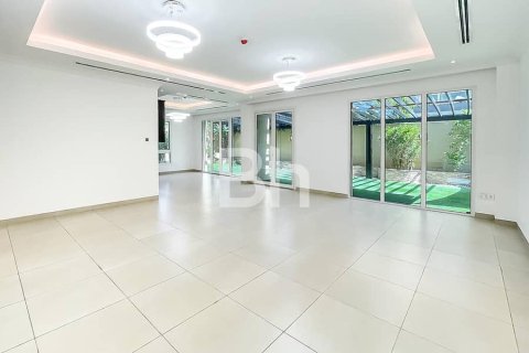 Villa en Dubai Science Park, Dubai, 4 dormitorios, 401 m², № 21983 - foto 16