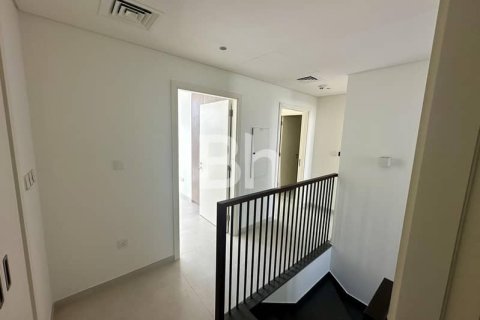 Townhouse in Dubai 3 bedrooms, 174 sq.m. № 21962 - photo 3