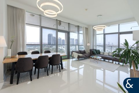 Apartment in DAMAC Hills (Akoya by DAMAC), Dubai 3 bedrooms, 190 sq.m. № 75508 - photo 1