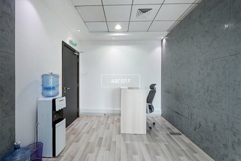 Office in Business Bay, Dubai 54.4 sq.m. № 49203 - photo 3