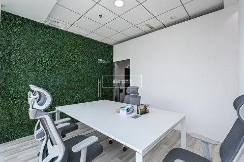Office in Business Bay, Dubai 54.4 sq.m. № 49203 - photo 5