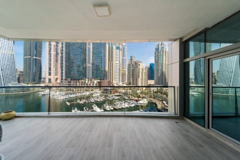 Apartment in Dubai Marina, Dubai 3 bedrooms, 201 sq.m. № 96969 - photo 25