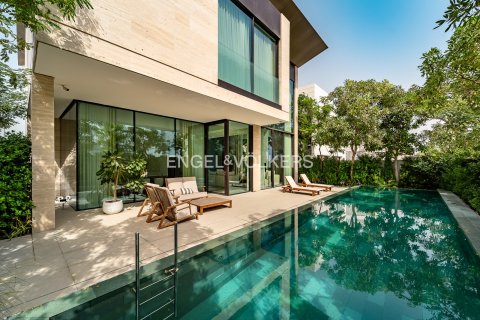 Villa in Jumeirah Islands, Dubai 4 bedrooms, 557 sq.m. № 96957