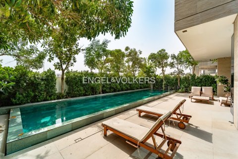 Villa in Jumeirah Islands, Dubai 4 bedrooms, 557 sq.m. № 96957 - photo 2