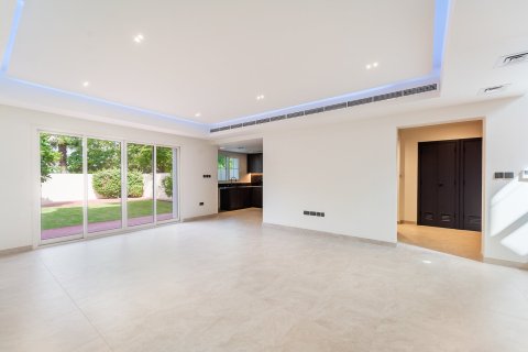 Villa à Dubai, 3 chambres, 236 m², № 96968 - photo 6