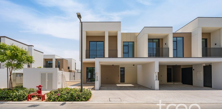Maison de ville à Arabian Ranches 3, Dubai, 4 chambres, 218.69 m², № 136290
