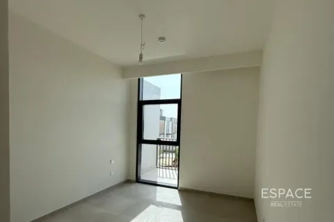 Adosado en Mudon, Dubai, 3 dormitorios, 206 m², № 61625 - foto 3