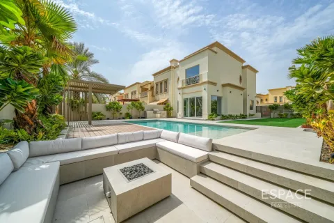 Villa in Springs 10, The Springs, Dubai 4 bedrooms, 223 sq.m. № 61628 - photo 15