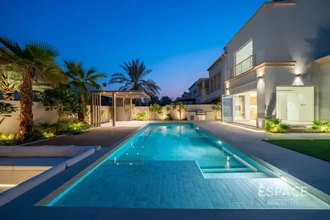 Villa in Springs 10, The Springs, Dubai 4 bedrooms, 223 sq.m. № 61628 - photo 18